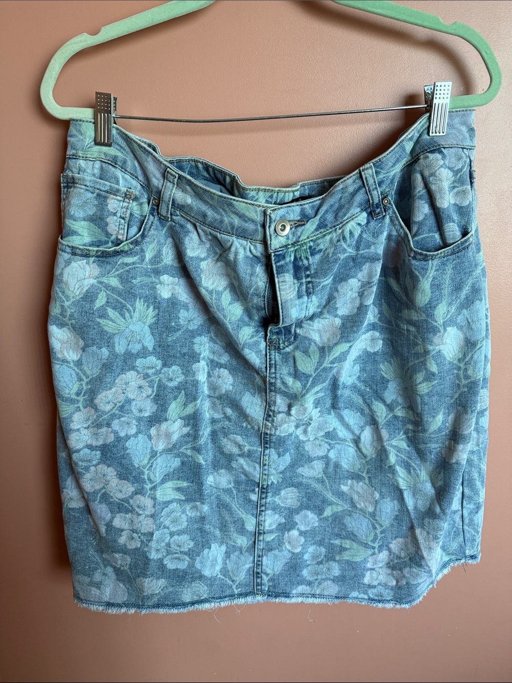 Charlies Floral Denim Mini Skirt in Light Blue and Cream